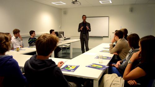 Martin Jugmans leading workshop on storytelling